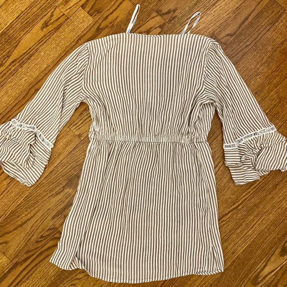 Blue Island Striped Coverup - Picture 10 of 10